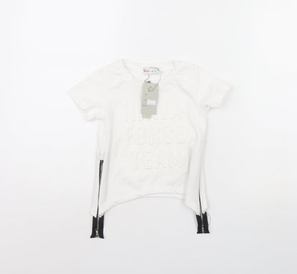 Additional front view of chicaprie Baby White Basic T-Shirt, size 18-24, Months