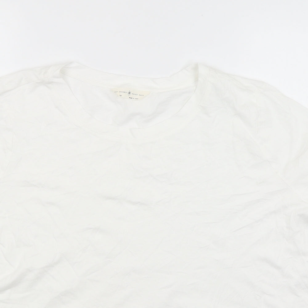 Womens UK Size 18 Day dreams White Basic T-Shirt