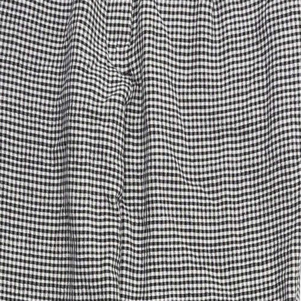 MNG Womens Black Check  Capri Trousers Size 8 L23 in