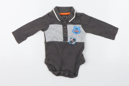 Nutmeg Boys Grey   Babygrow One-Piece Size 0-3 Months  - fun champ