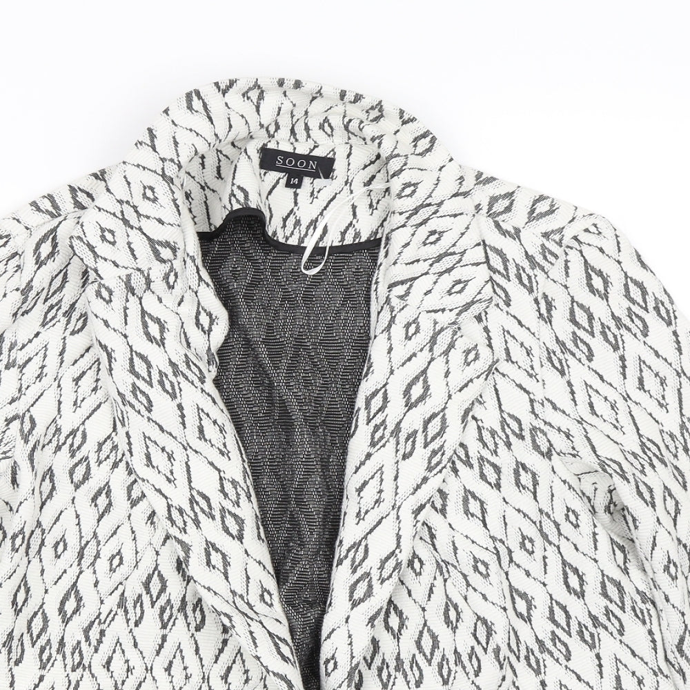 Soon Womens White Argyle/Diamond  Jacket  Size 14