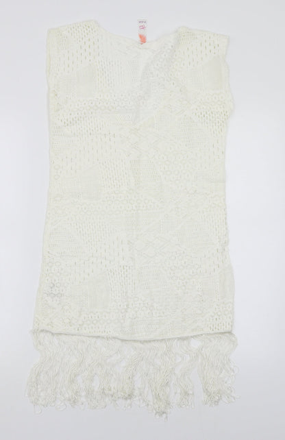 Womens UK Size 12 Ocean club Ivory Basic T-Shirt