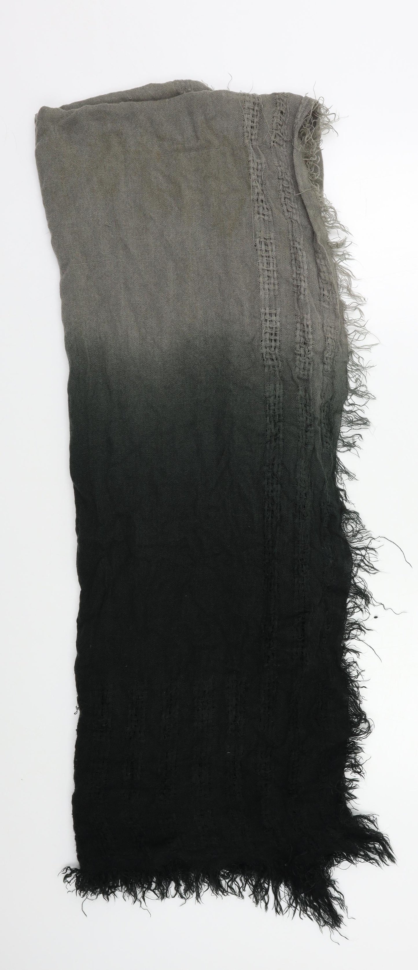 Preworn Unisex Green    Shawl/Wrap