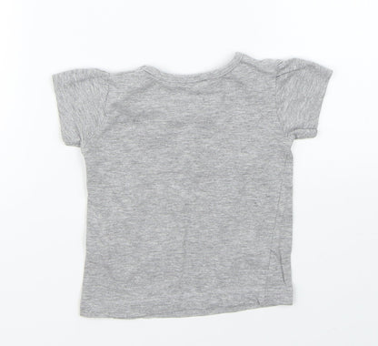 Preworn Girls Grey   Basic T-Shirt Size 6-9 Months