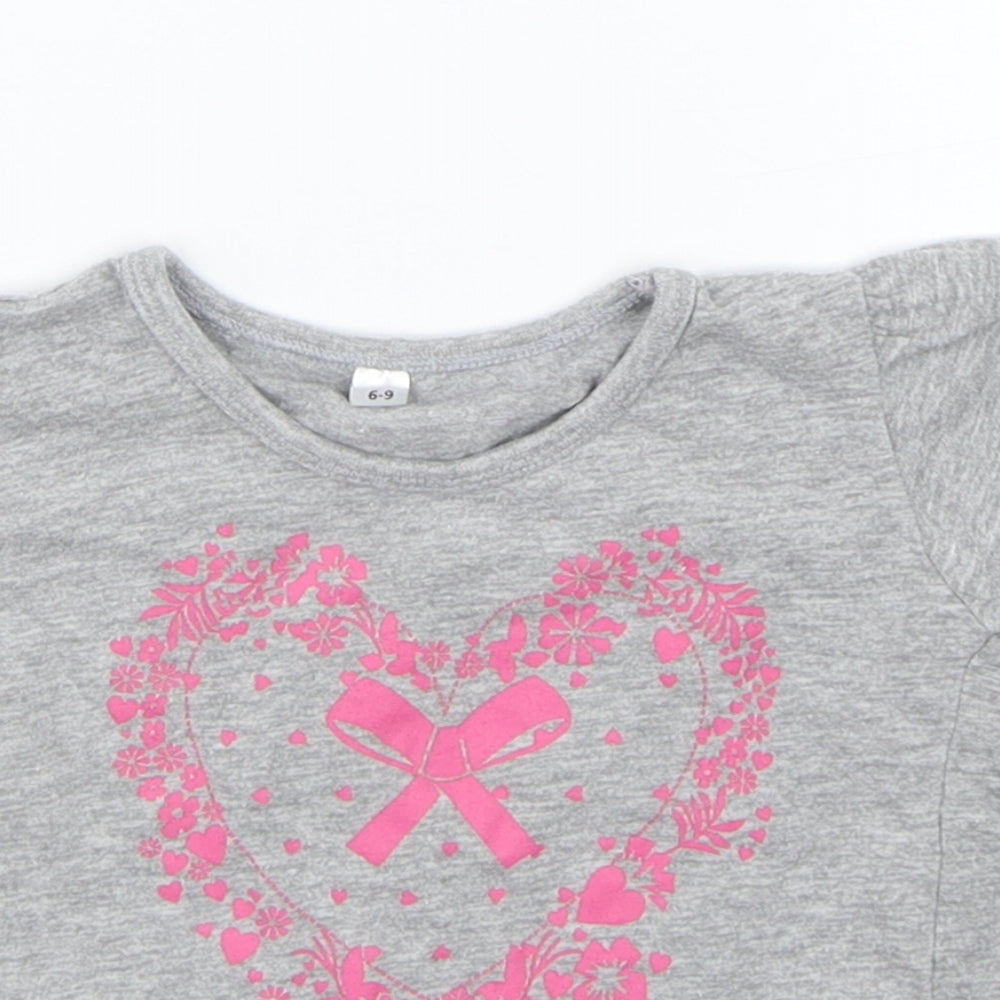 Preworn Girls Grey   Basic T-Shirt Size 6-9 Months