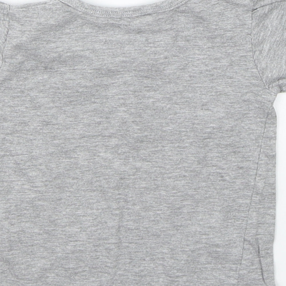 Preworn Girls Grey   Basic T-Shirt Size 6-9 Months