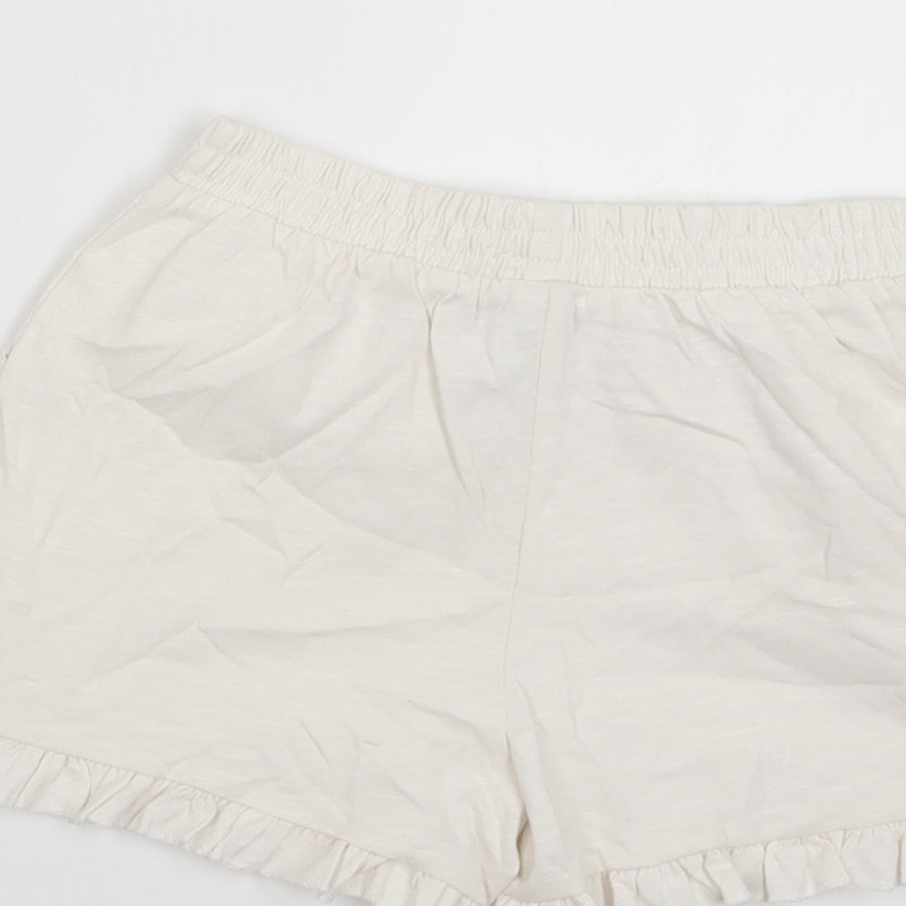 TU Girls White   Boyfriend Shorts Size 4-5 Years