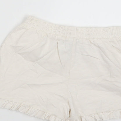 TU Girls White   Boyfriend Shorts Size 4-5 Years