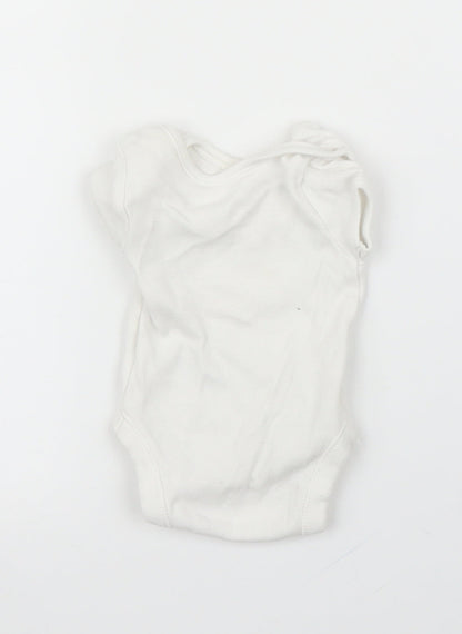 Primark Baby White   Babygrow One-Piece Size 0-3 Months