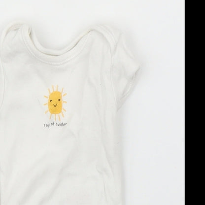 Primark Baby White   Babygrow One-Piece Size 0-3 Months
