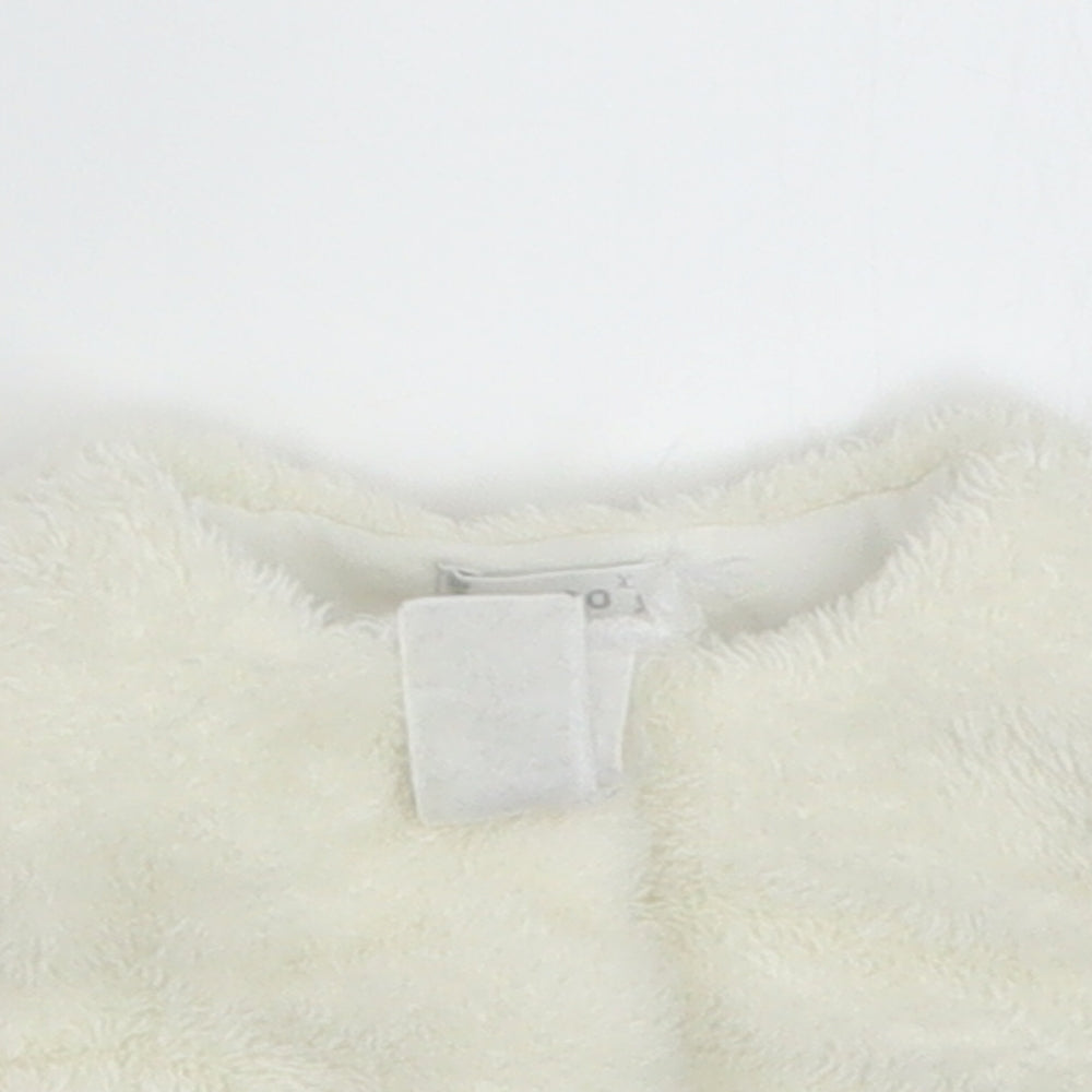 COCO Girls White   Jacket  Size 3-6 Months