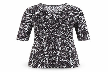 Bonmarché Womens Black Animal Print Basic T-Shirt Size 16