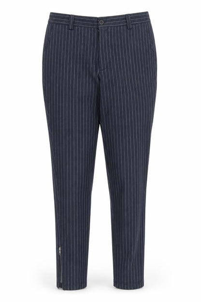 Womens UK Size 32 in Preworn Regular Fit Carrot Blue Trousers