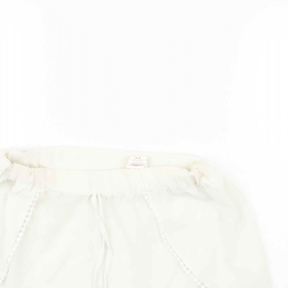 Boohoo Womens White   Bermuda Shorts Size M