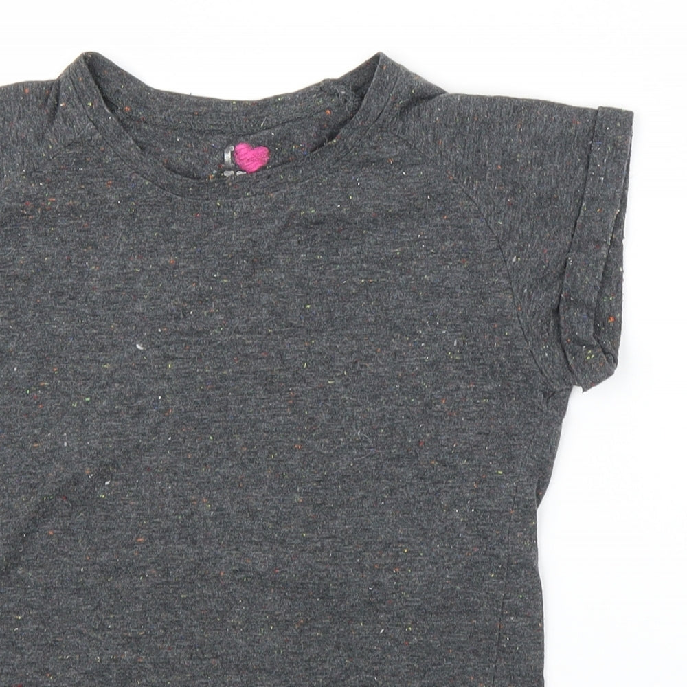 Young Dimension Girls Grey   Basic T-Shirt Size 7-8 Years
