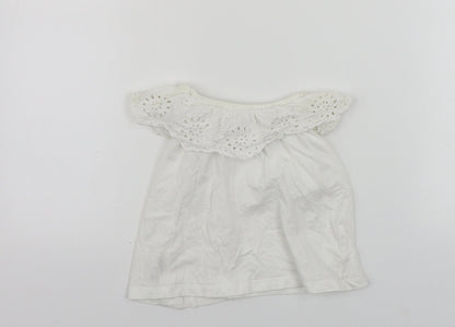 Back view of Primark girls’ white basic t-shirt, size 2-3, years