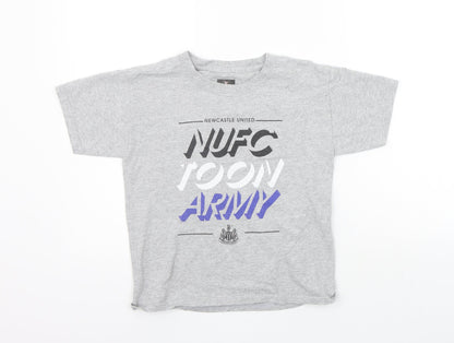 Front view of Newcastle United boys’ grey basic t-shirt, size S