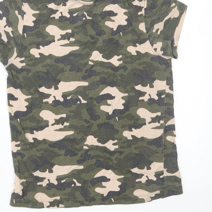 Primark Girls Green Camouflage  Basic T-Shirt Size 9-10 Years