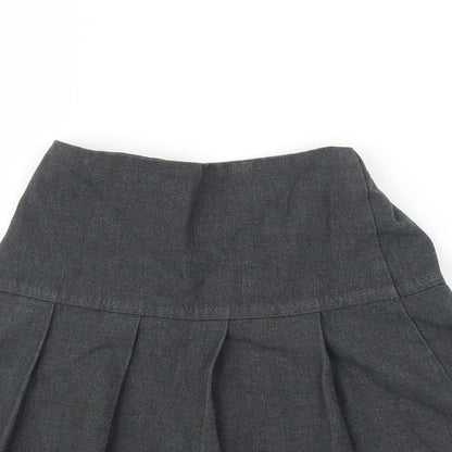 M&S Girls Grey   Pleated Skirt Size 7-8 Years
