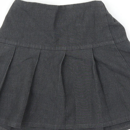 M&S Girls Grey   Pleated Skirt Size 7-8 Years