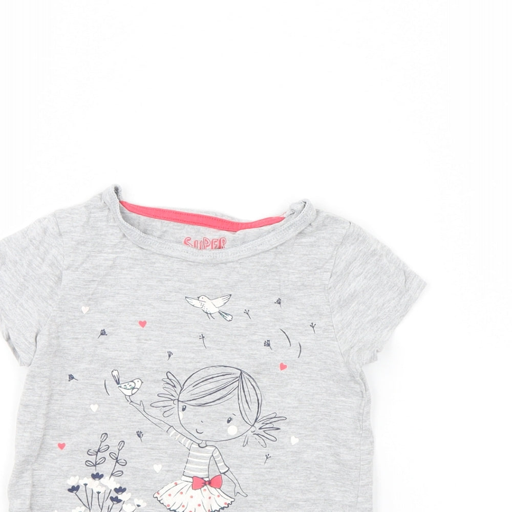 Close-up detail of F&F girls’ grey basic t-shirt, size 2, years