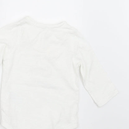 Gap Baby White   Basic T-Shirt Size 3-6 Months  - Body Suit