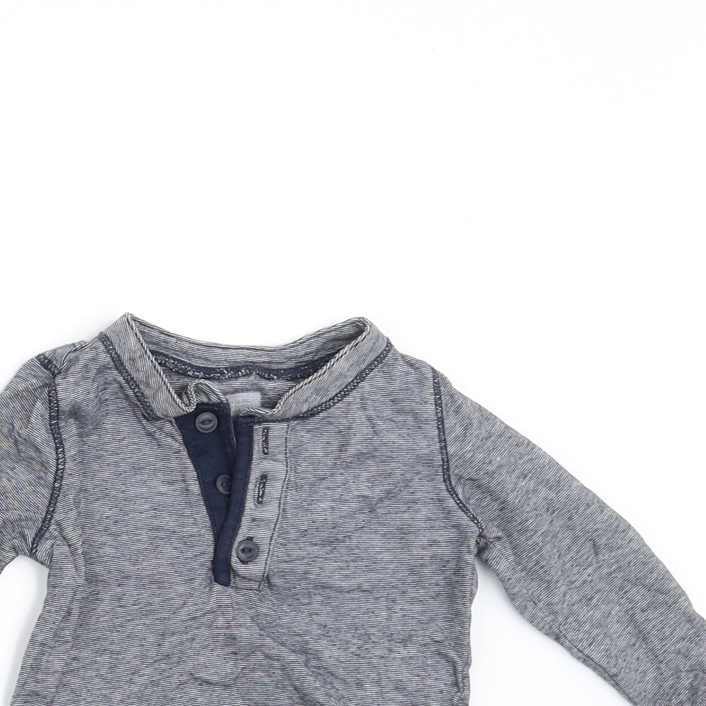 Gap Baby Blue Striped  Basic T-Shirt Size 12-18 Months