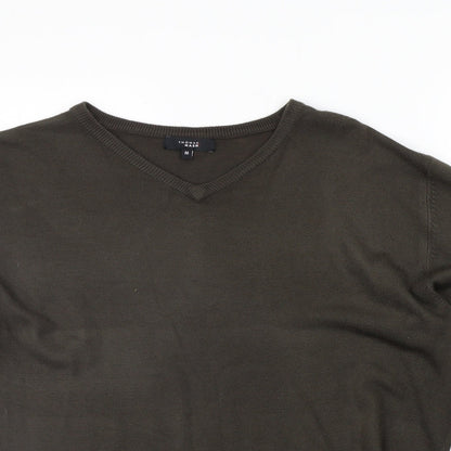 Close-up detail of Tomas Nash men’s brown jumper, size M