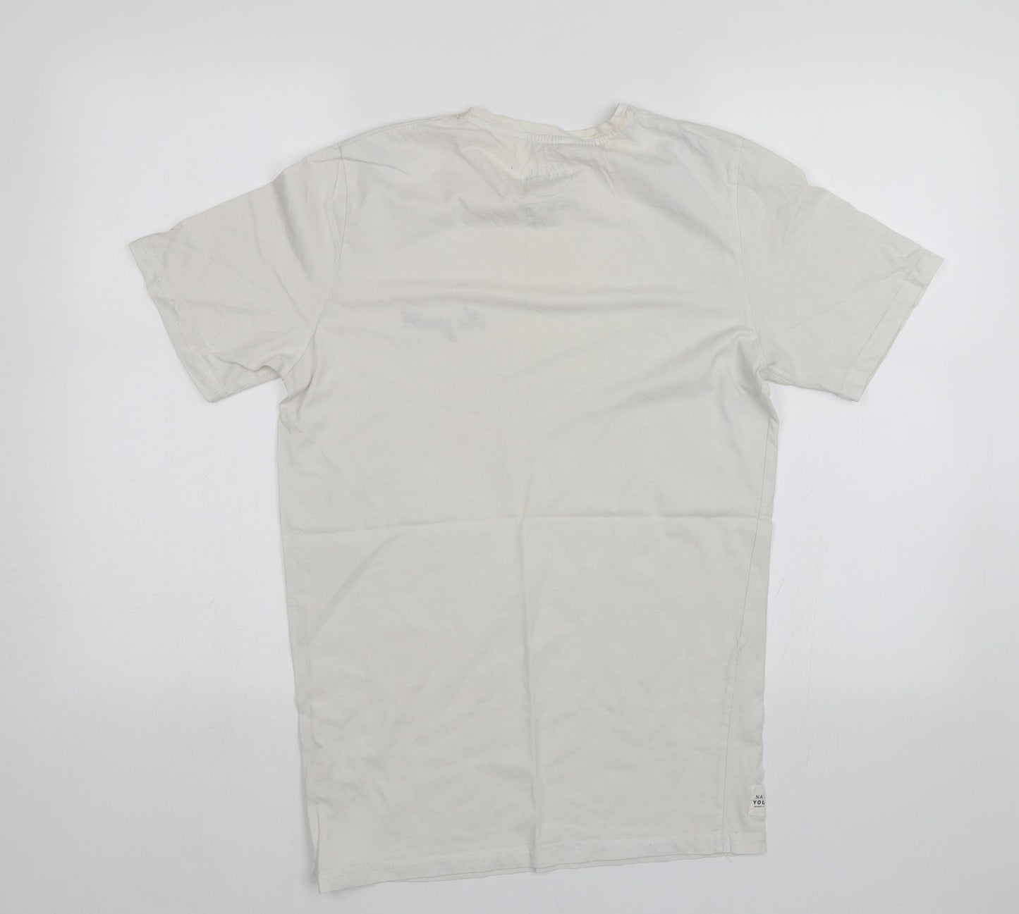Native Youth Womens White   Basic T-Shirt Size M