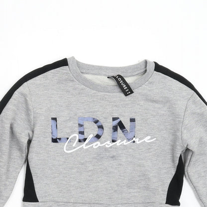 Closure Girls Grey   Pullover Sweatshirt Size 8-9 Years