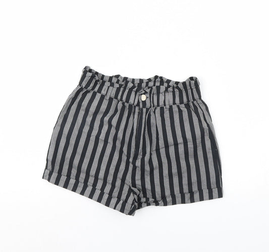 FOREVER 21 Womens Black Striped  Cut-Off Shorts Size S