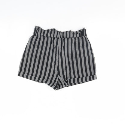 FOREVER 21 Womens Black Striped  Cut-Off Shorts Size S