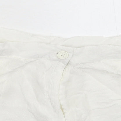 Nasty Gal Womens White   Hot Pants Shorts Size 4