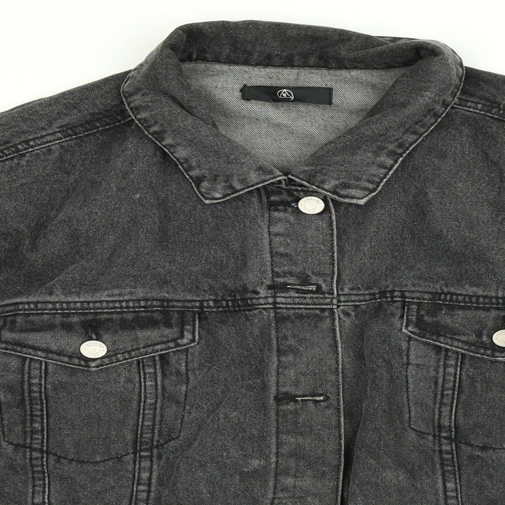 Close-up detail of Misguided women’s black jacket, size UK 10