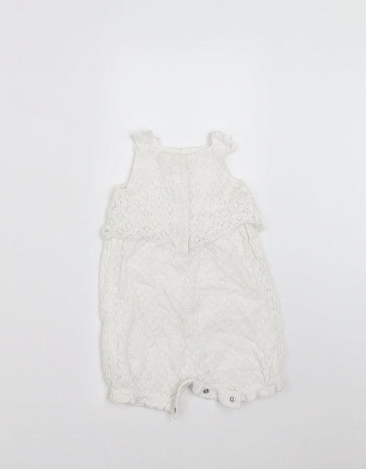 Mini Club Girls White Floral  Romper One-Piece Size 6-9 Months  - crochet detail