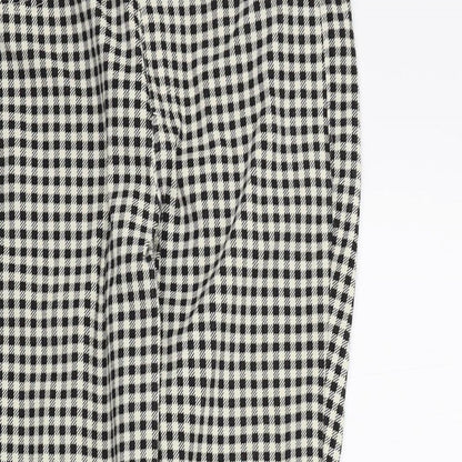 Womens UK Size 4 Uniqlo Regular Fit  Black Trousers