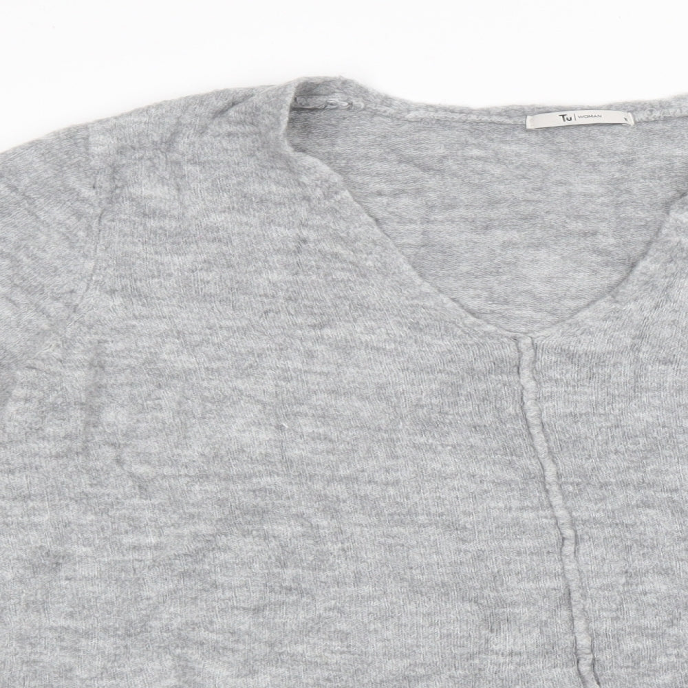 Close-up detail of TU women’s grey knit pullover sweatshirt, size UK 16