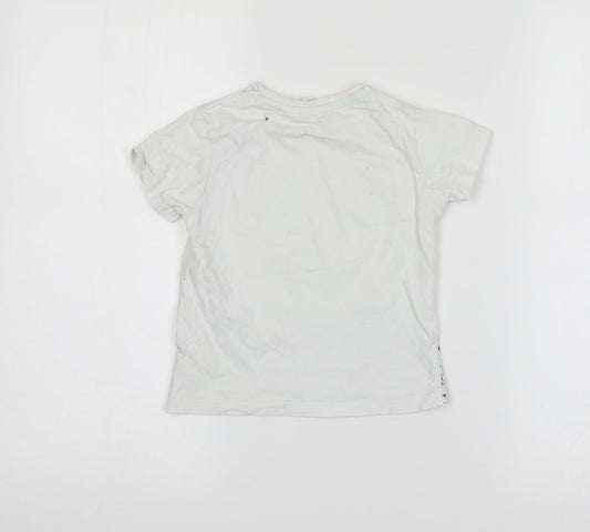 Preworn  White   Basic T-Shirt Size 18-24 Months  - Toy Story