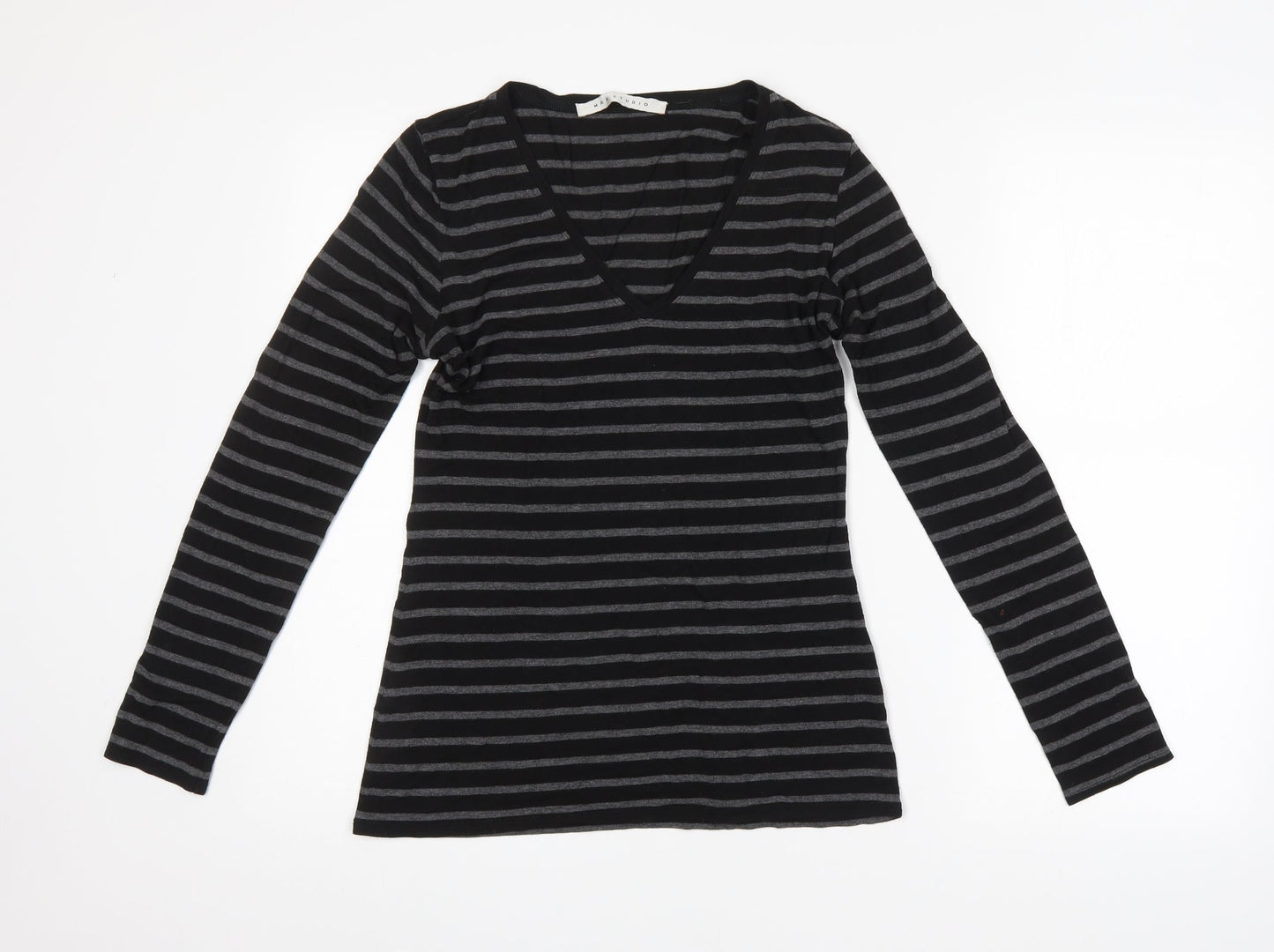 Womens UK Size  Max Studio Black Basic T-Shirt