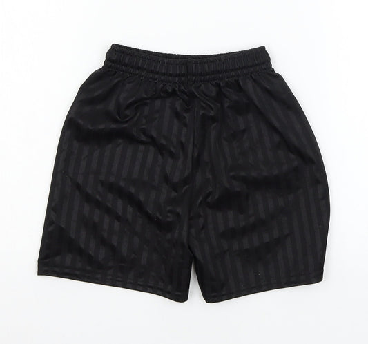 Preworn Boys Black Striped Denim Sweat Shorts Size 5-6 Years