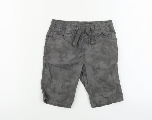 TU Boys Grey   Chino Shorts Size 6 Years