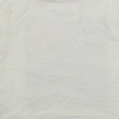 TU Boys White   Basic T-Shirt Size 5 Years