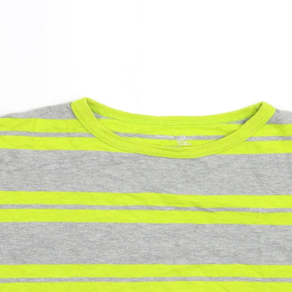 Gap Girls Grey Striped  Cropped T-Shirt Size 10-11 Years