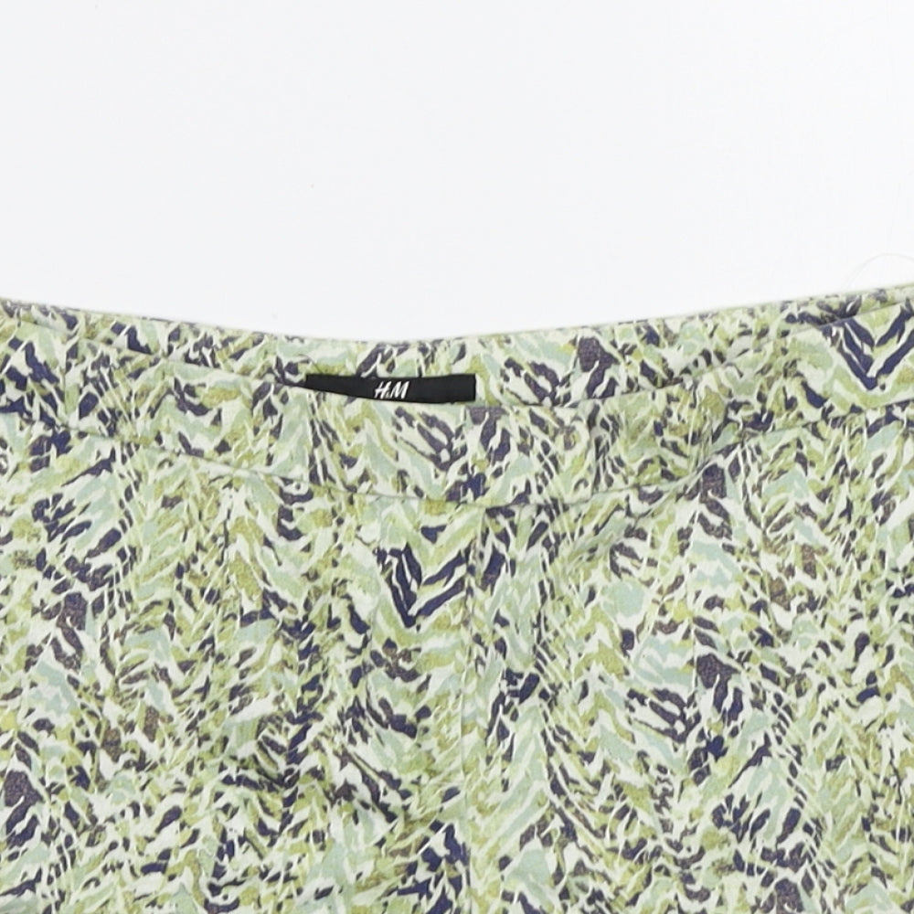 H&M Womens Green Animal Print  Bermuda Shorts Size 6