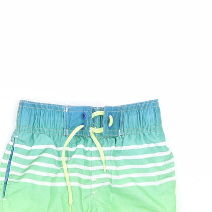 Rebel Boys Green   Bermuda Shorts Size 4-5 Years