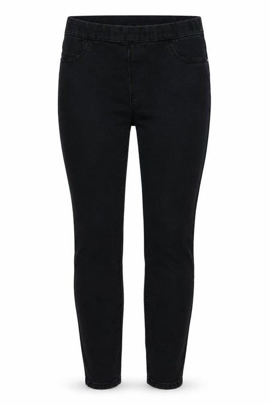 Front view of Denim women’s black skinny jeans, size UK 12, 26-inch leg