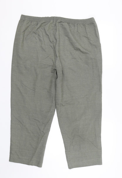BM Womens Green   Cropped Trousers Size 16 L22 in