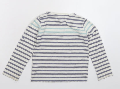 Preworn Girls White Striped  Basic T-Shirt Size 6 Years