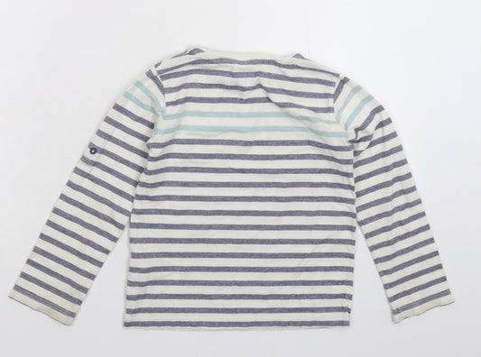 Preworn Girls White Striped  Basic T-Shirt Size 6 Years