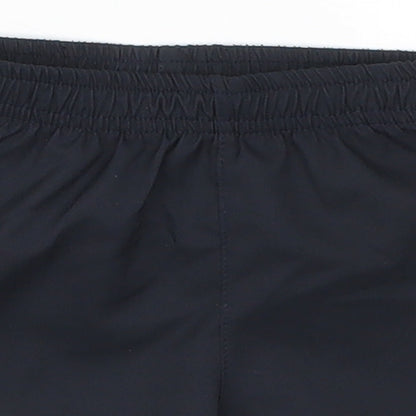 Umbro Boys Black   Cropped Trousers Size 3-6 Months